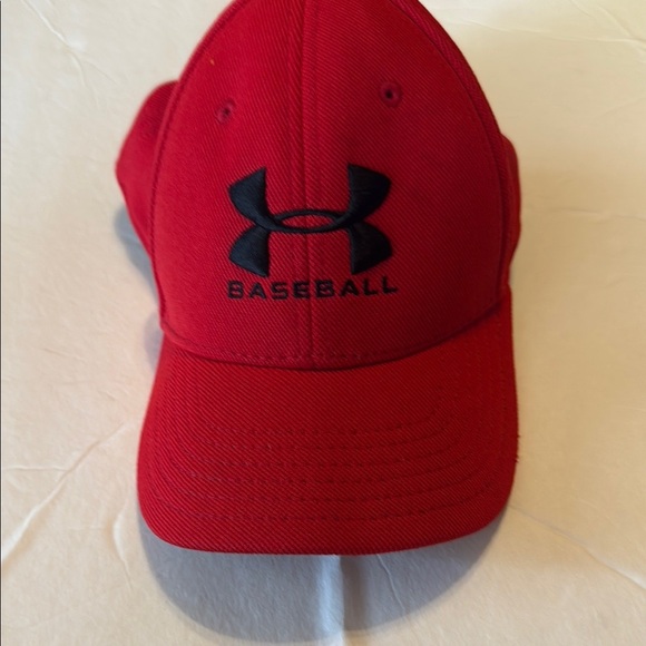 Under Armour Scarlet Baseball Cap - Picture 1 of 4
